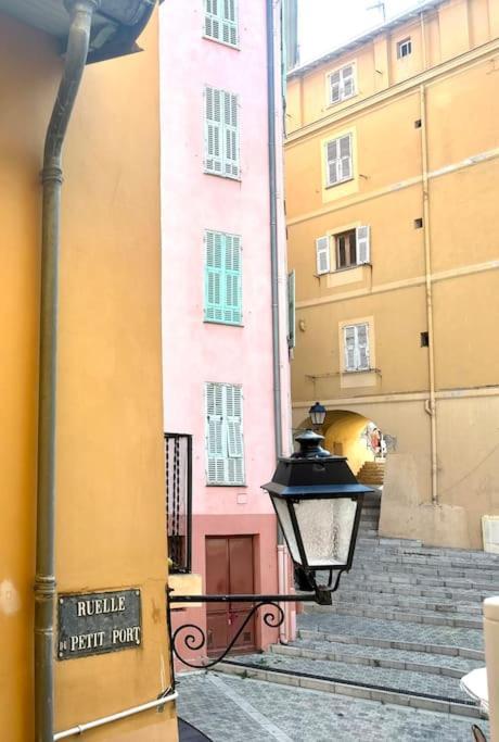 Un Petit Coin Proche De La Mer Mentone Esterno foto
